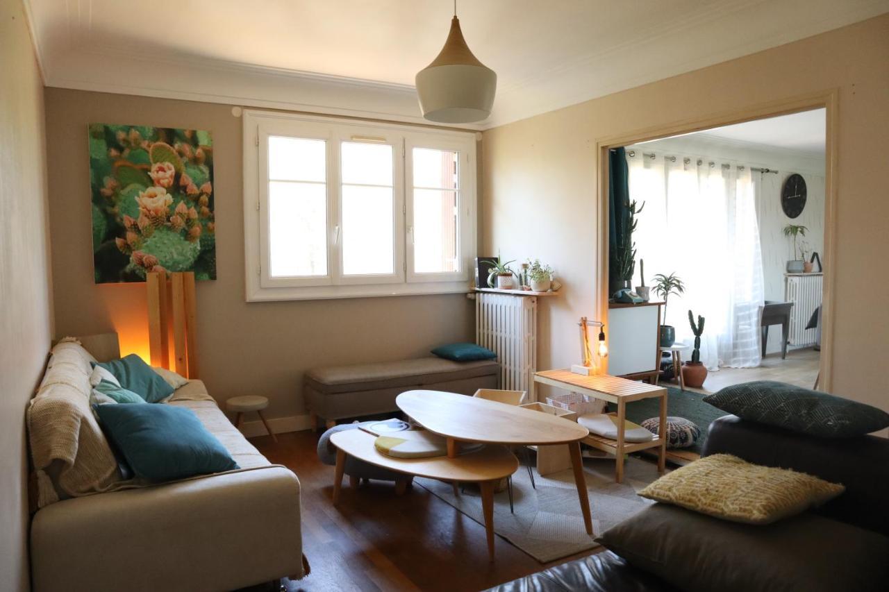 Chambre En Campagne A 15 Min Circuit ! Bed & Breakfast Change  Exterior photo